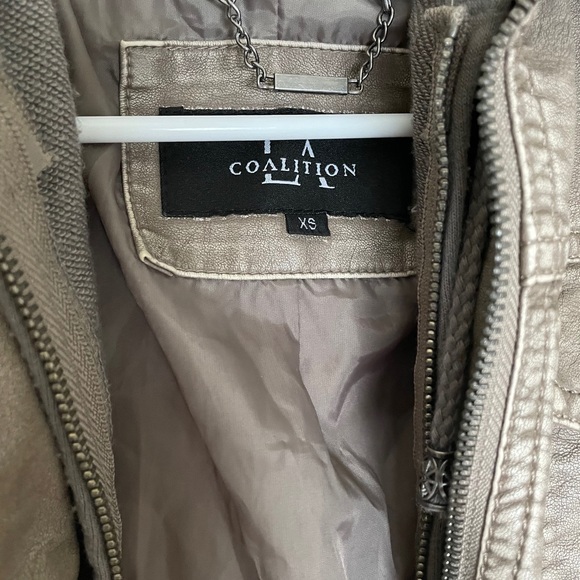 Faux leather jacket - Picture 2 of 4